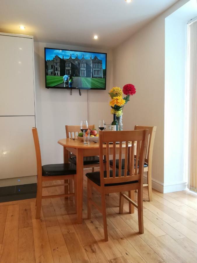 Modern, 1 Bedroom Apartment, Uplands, * Swansea
